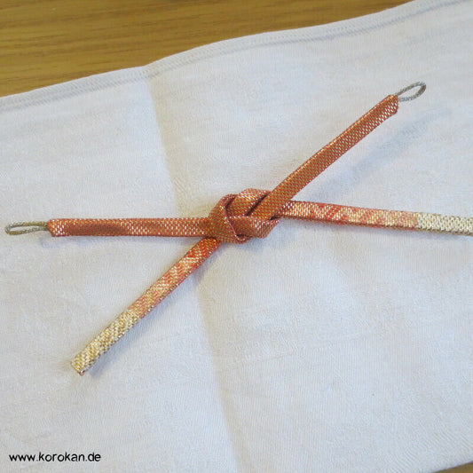 Saganishiki Haori Himo - Seide, rot gold