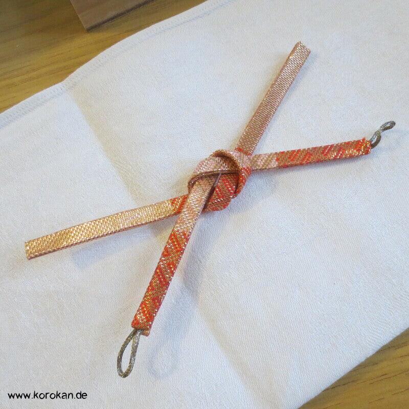 Saganishiki Haori Himo - Seide, rosa rot gold
