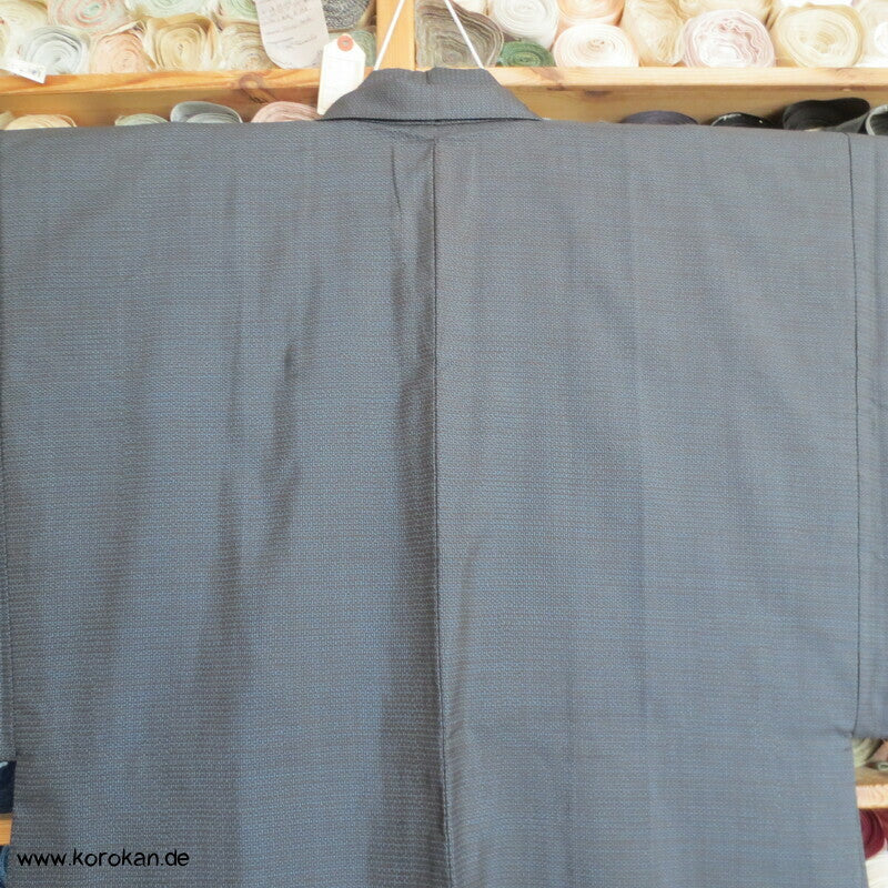 Kimono und Haori Set in blau schwarzer Kasuri Tsumugi Seide, große Welle