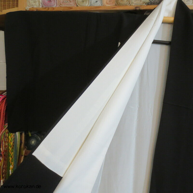 bunt-goldene Spiegel im Wald Tomesode Seiden Kimono