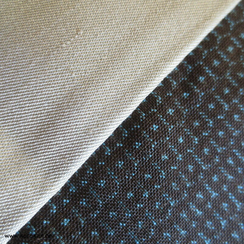 Kimono und Haori Set in blau schwarzer Kasuri Tsumugi Seide, große Welle
