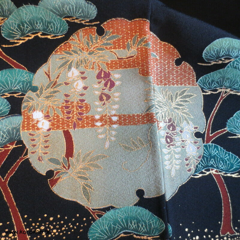 bunt-goldene Spiegel im Wald Tomesode Seiden Kimono