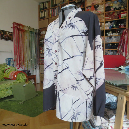 Pyjama Oberteil Upcycling aus Homongi Kimono, Rayon, Perlmuttknöpfe, Gr. xl