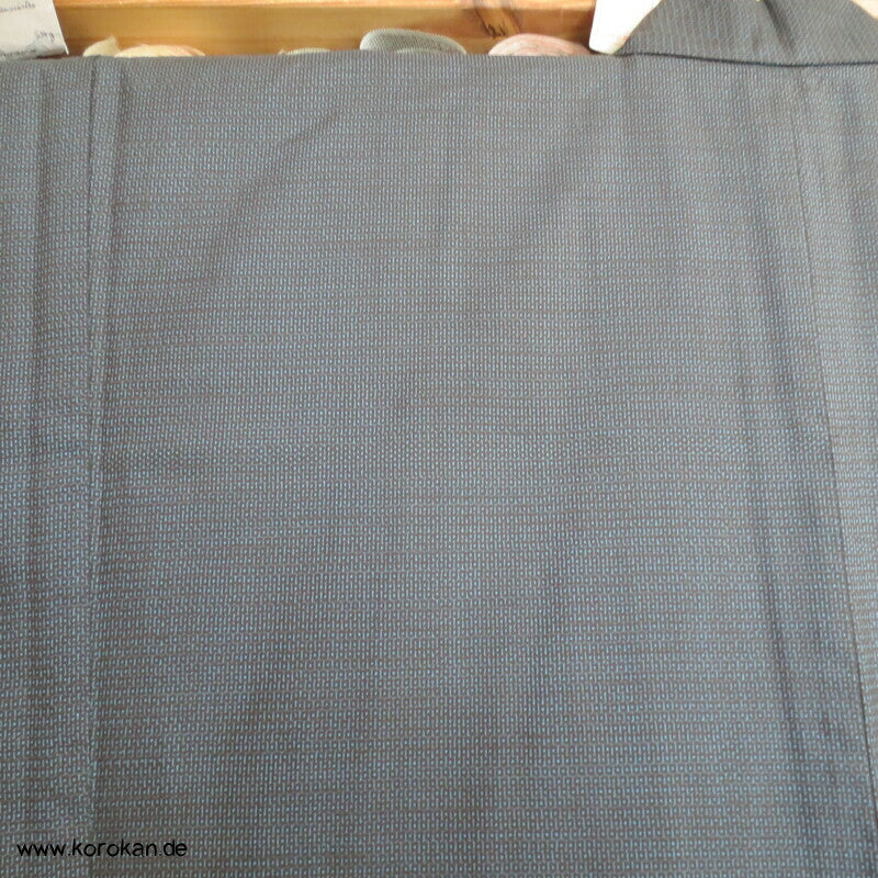 Kimono und Haori Set in blau schwarzer Kasuri Tsumugi Seide, große Welle