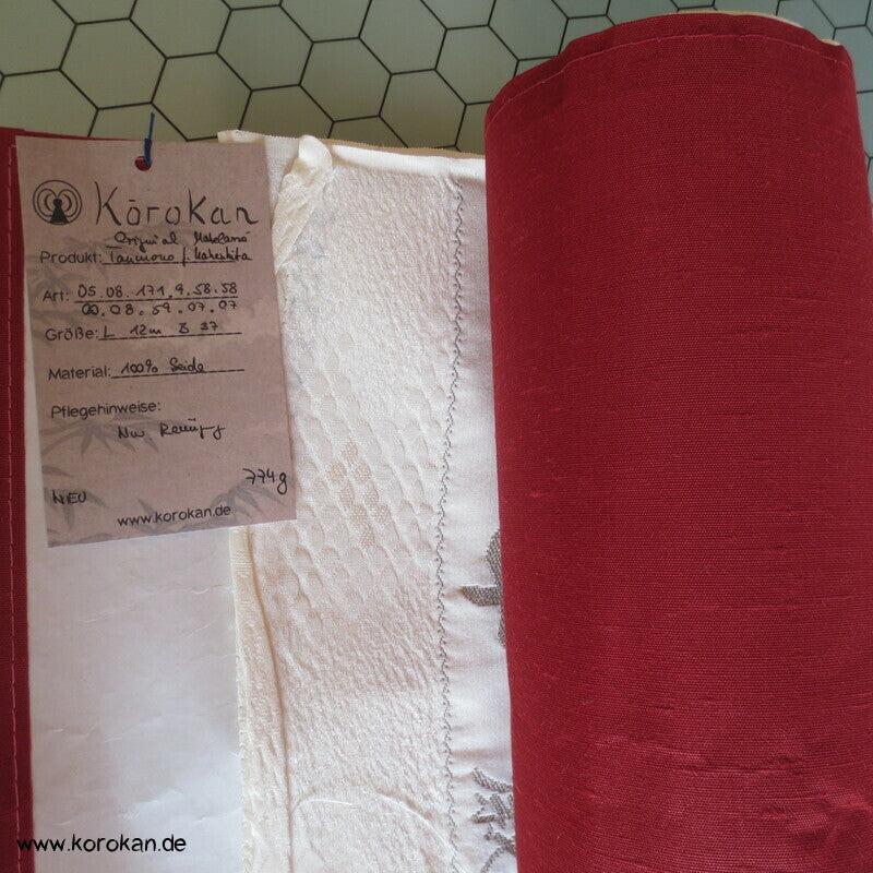 Shiromuku Braut Kimono Seiden Matelassé Tanmono