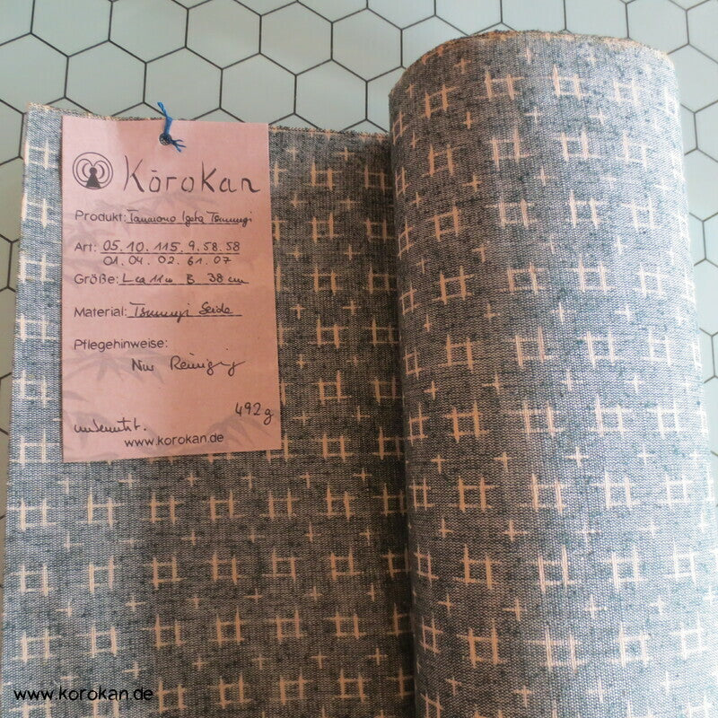 Igeta Kasuri Tanmono Tsumugi Kimono Seide