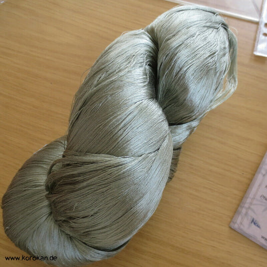 grün jade Seidengarn zum Weben aus japanischer Obi Werkstatt