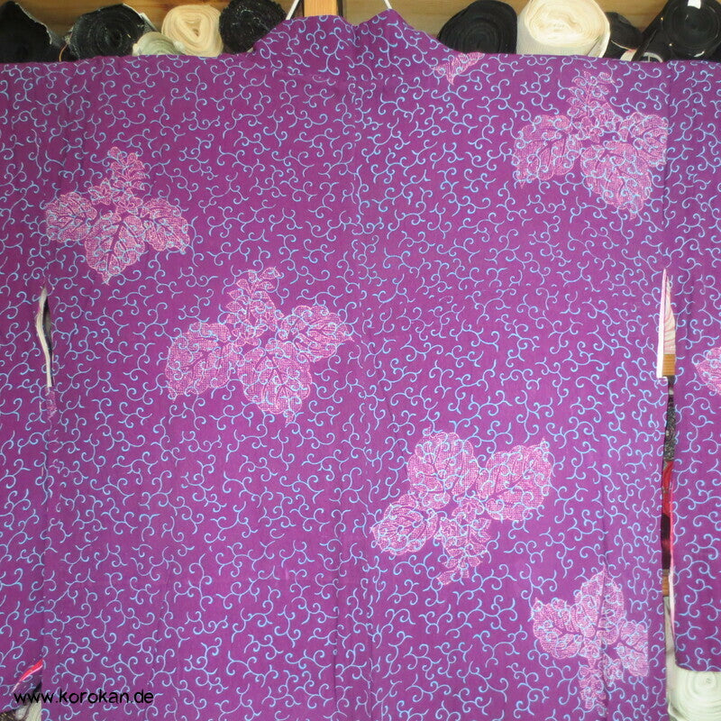 Murasaki violetter Haori Paulownia Arabesken