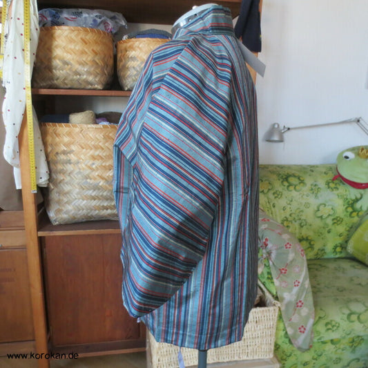 feine glänzende Seidenstreifen Dochugi Kimono Jacke