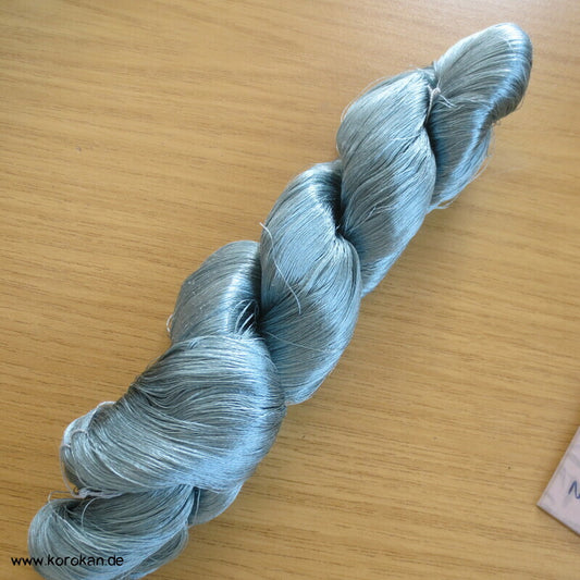 grautürkis Seidengarn zum Weben aus japanischer Obi Werkstatt