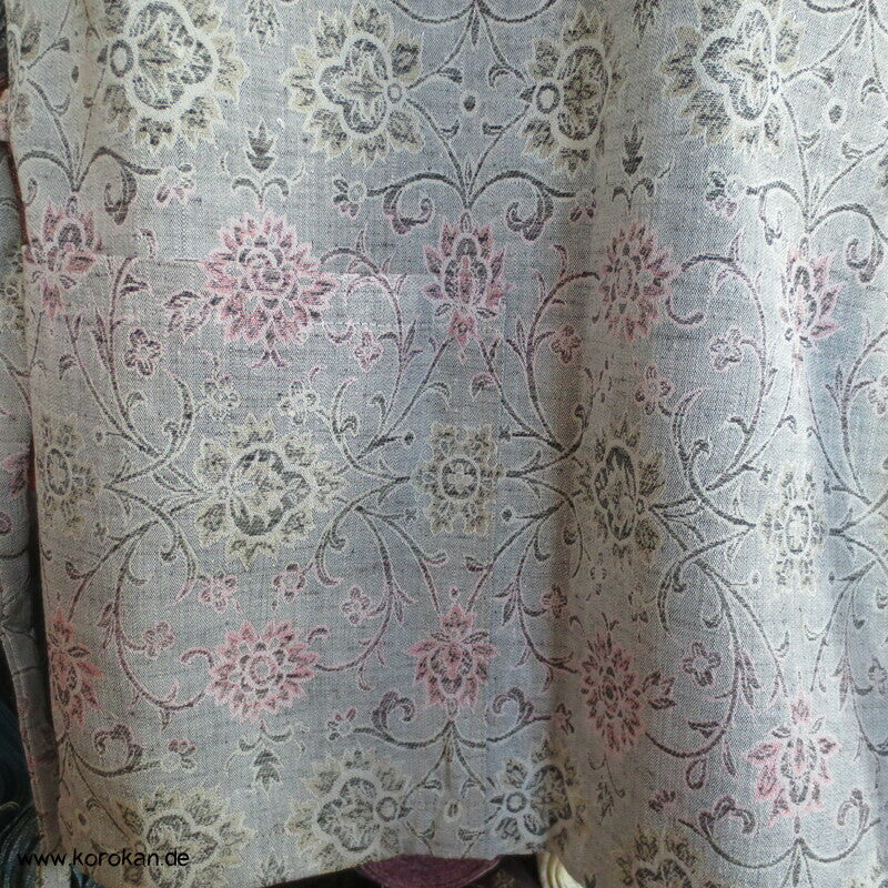 Arabesken Wolljacquard Dochugi Kimonojacke