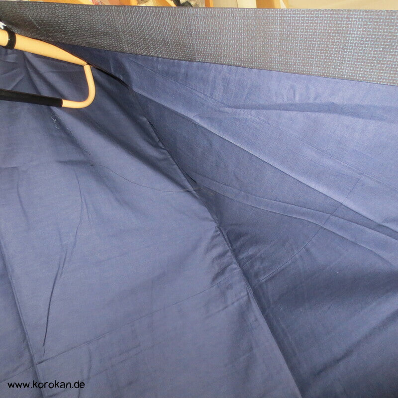 Kimono und Haori Set in blau schwarzer Kasuri Tsumugi Seide, kurz und breit