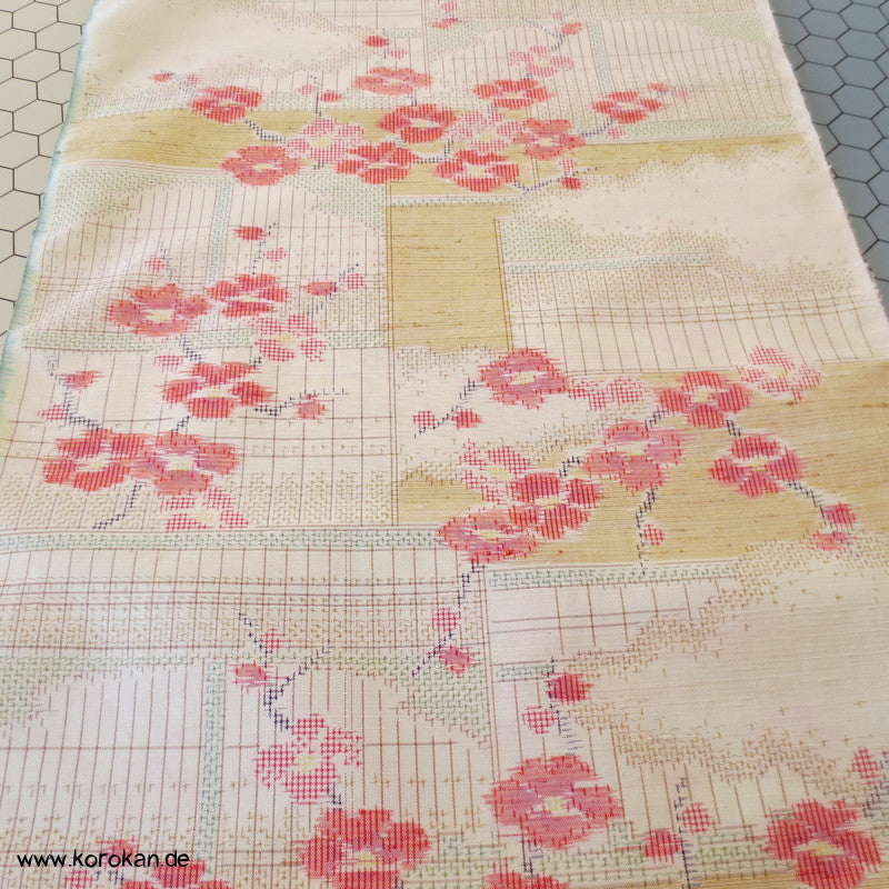 Kirschzweige Kasuri Tsumugi Kimono Seide