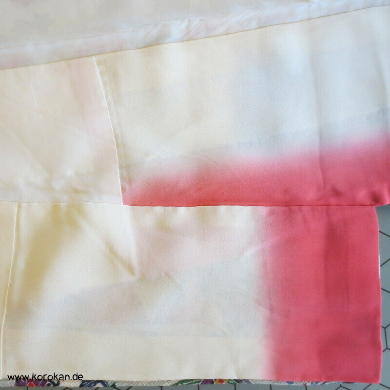 Blumenrondelle auf hellblaugrau Komon Kimono