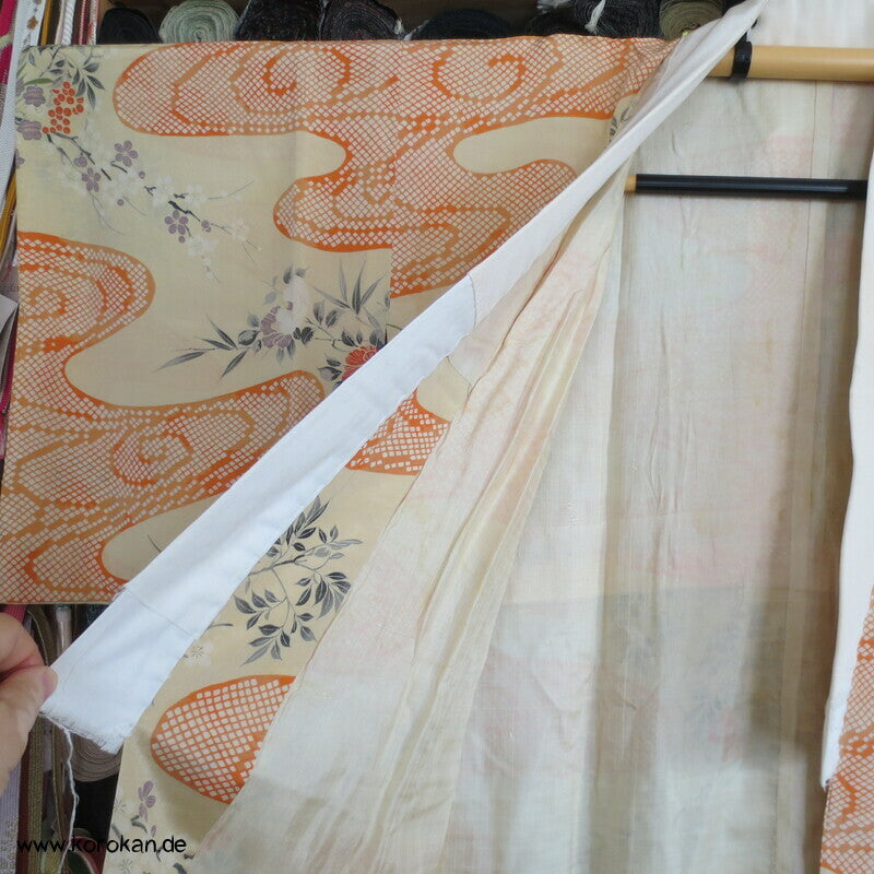Kanoko Dot Fluss und Blüten Juban Seiden Kimono - antik