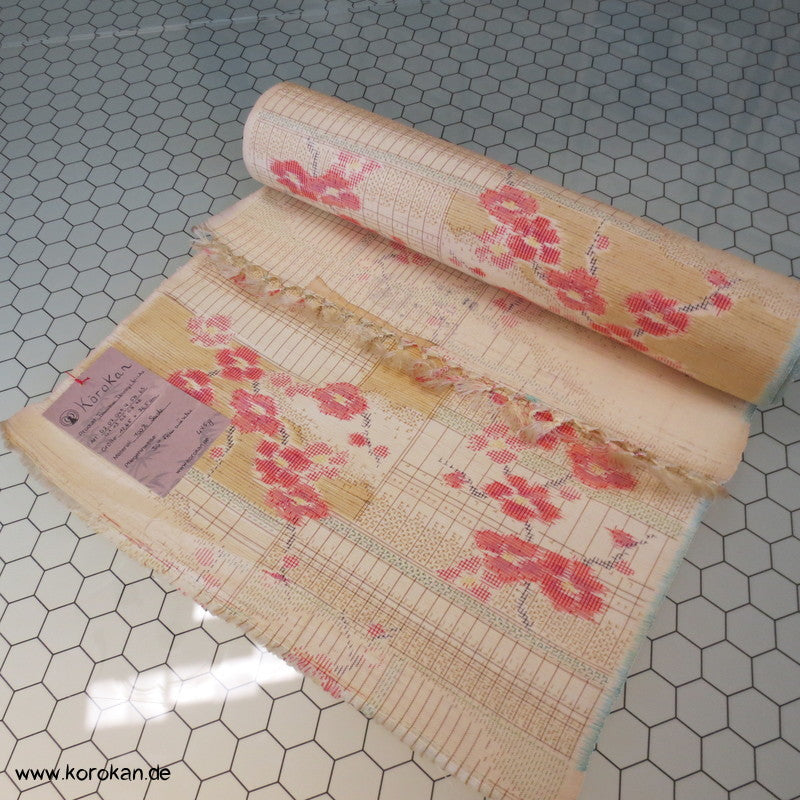 Kirschzweige Kasuri Tsumugi Kimono Seide
