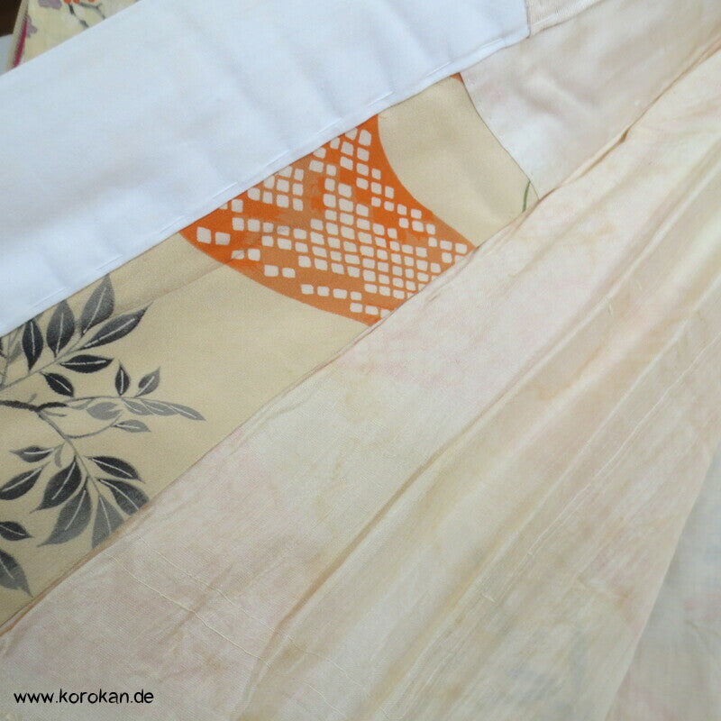 Kanoko Dot Fluss und Blüten Juban Seiden Kimono - antik