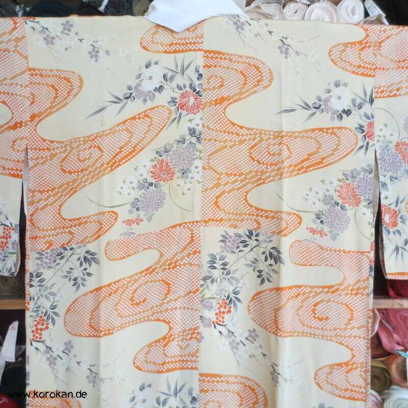Kanoko Dot Fluss und Blüten Juban Seiden Kimono - antik