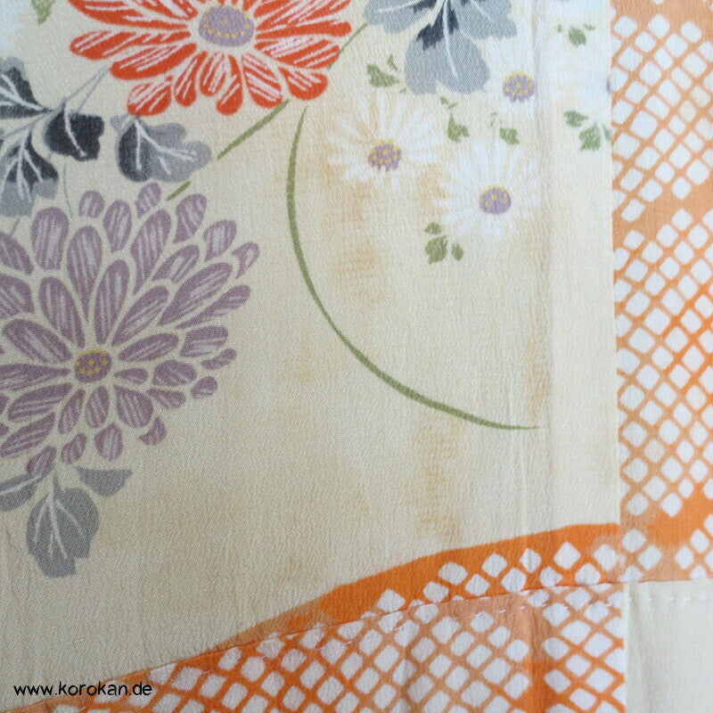 Kanoko Dot Fluss und Blüten Juban Seiden Kimono - antik