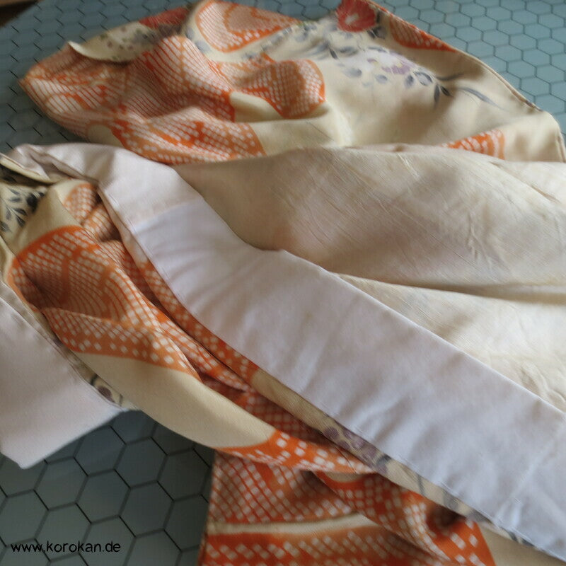 Kanoko Dot Fluss und Blüten Juban Seiden Kimono - antik