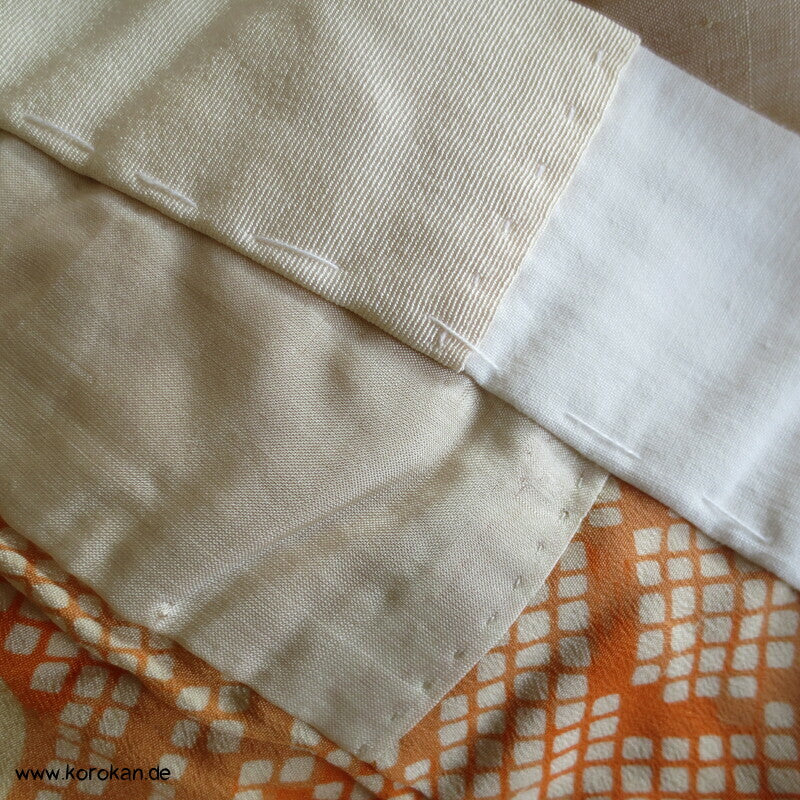 Kanoko Dot Fluss und Blüten Juban Seiden Kimono - antik
