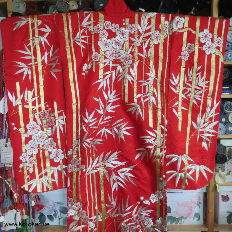 Uchikake - Kimono Hochzeitsmantel, Bambus Stickerei auf Kranich Seidendamast