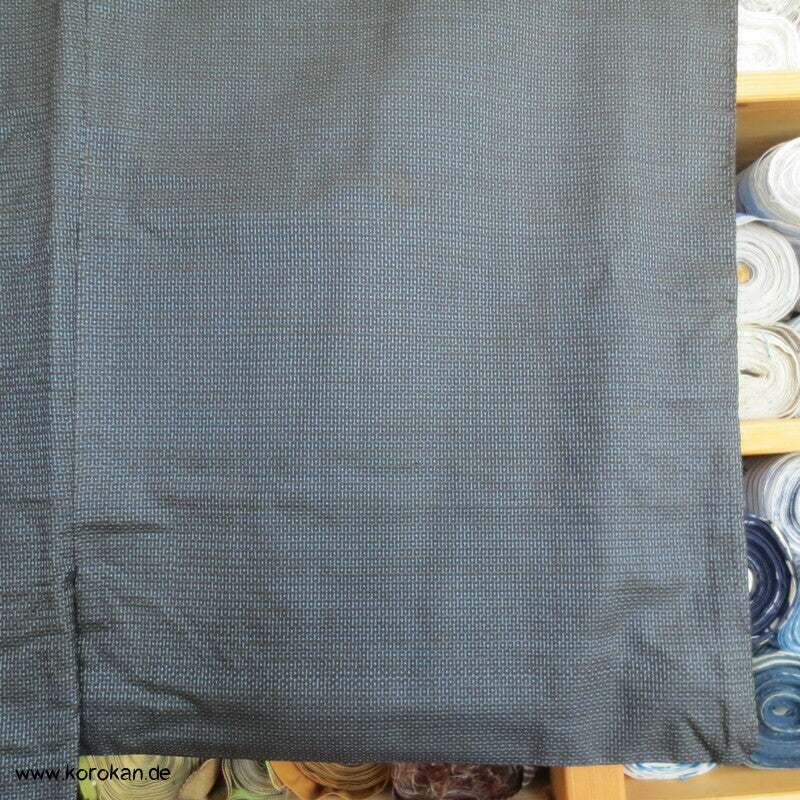 Kimono und Haori Set in blau schwarzer Kasuri Tsumugi Seide, goldener Bambus