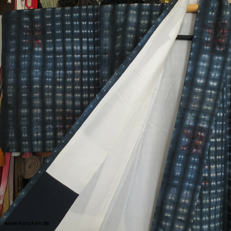 japanischer Itajime Näh Faltbatik Tsumugi Seiden Kimono - mit Blüten