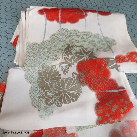 Wolken mit Gold und Silberdruck Kimono Seide, aufgetrennt