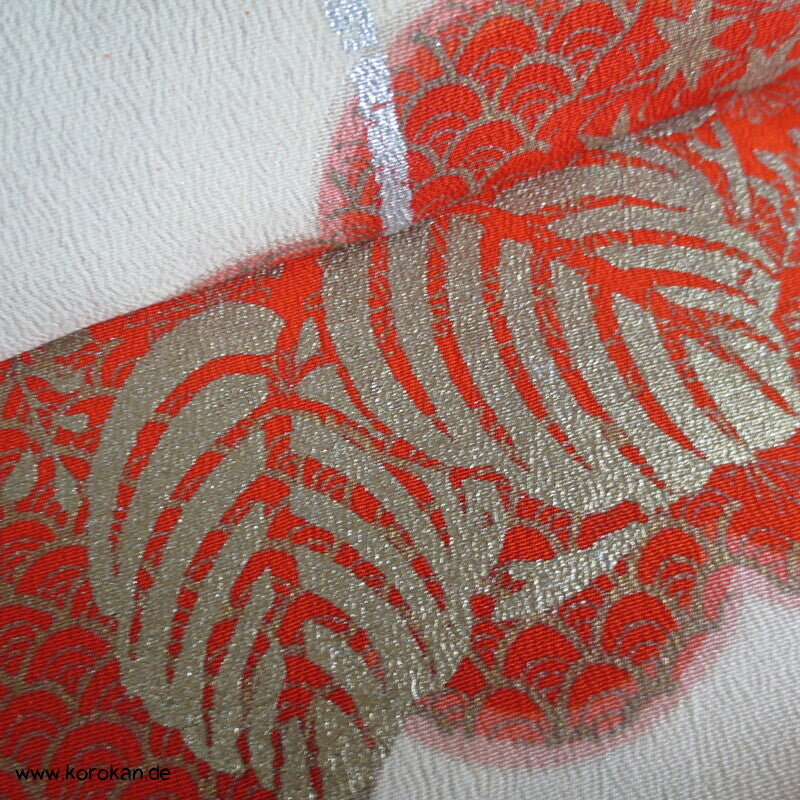 Wolken mit Gold und Silberdruck Kimono Seide, aufgetrennt