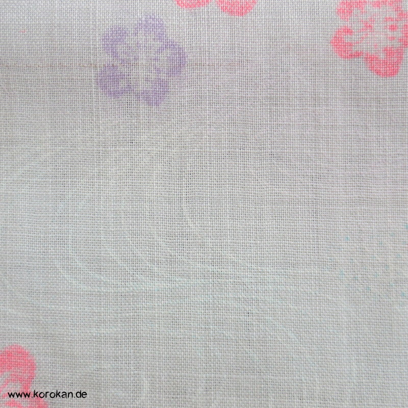 Sakura in Neonpink Juban Kimono Wollmusselin Rest