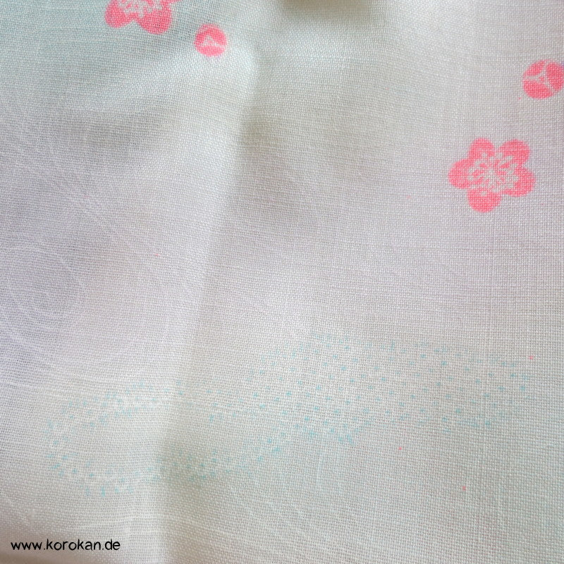 Sakura in Neonpink Juban Kimono Wollmusselin Rest