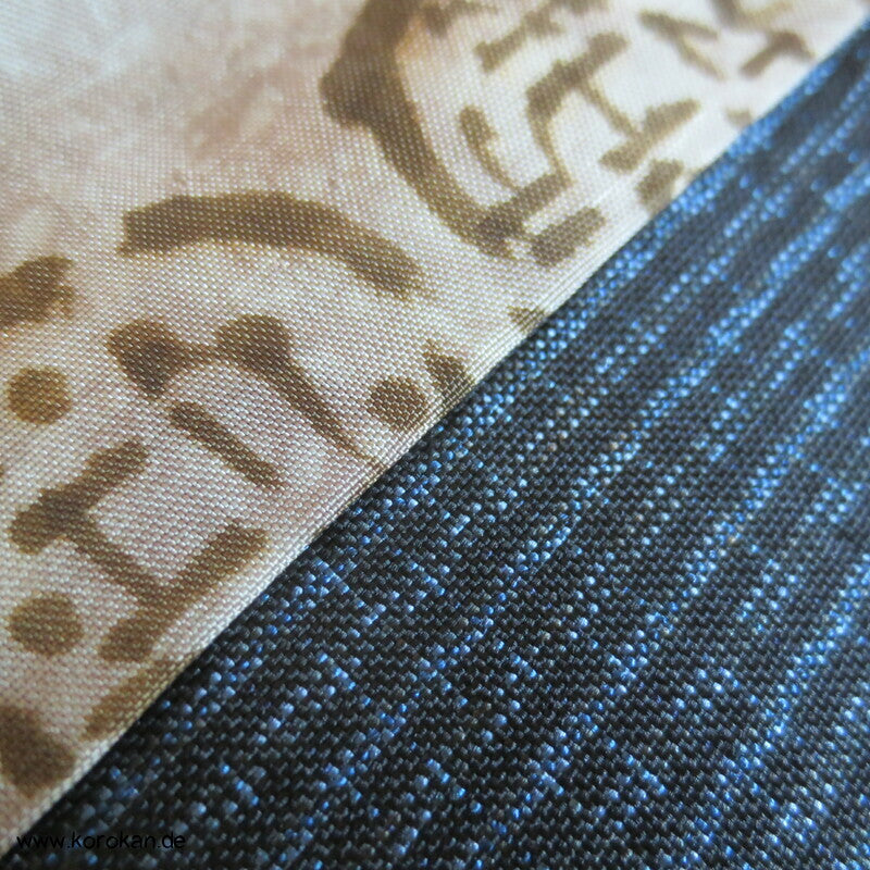 Kimono und Haori Set in blau schwarzer Kasuri Tsumugi Seide, Münzen