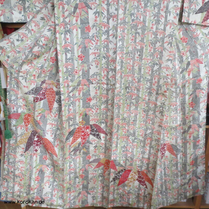 Bambusdickicht Seidensatin Homongi Kimono