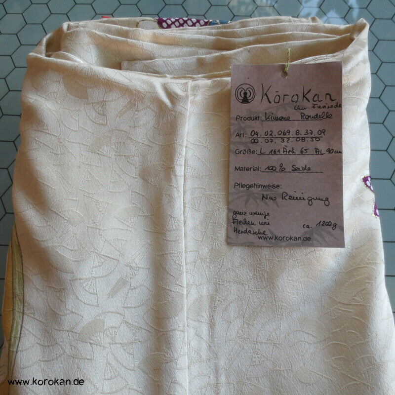 Golddruck und -stickereirondelle Chu Furisode Seidendamast Kimono