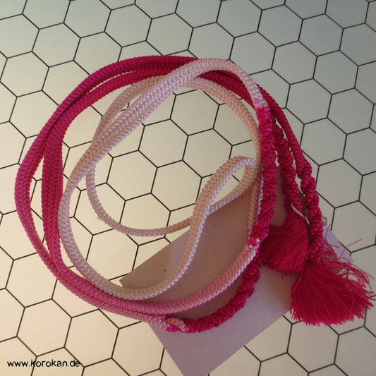 Koi mit Zopf, pink Verlauf Obijime, geflochten