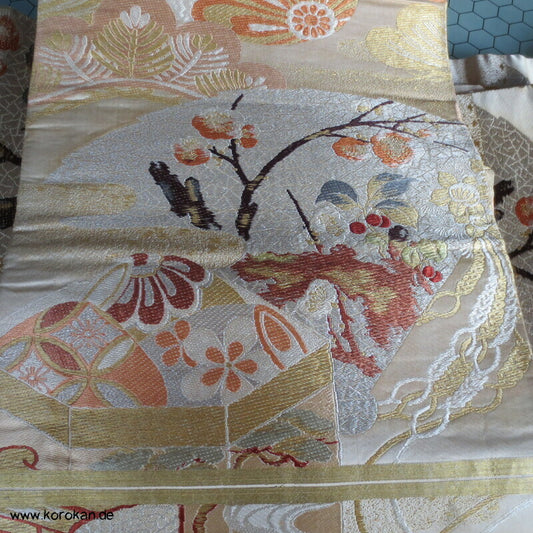 Fächer, Genji Guruma, Blüten, Muscheln, etc.. antiker Maru Obi