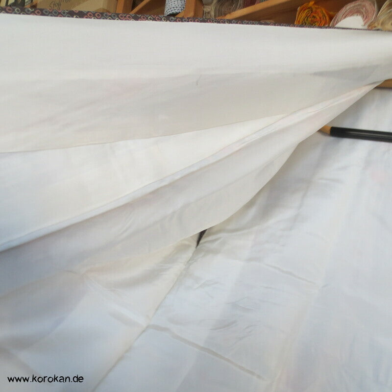 gemusterte dunkle Streifen Komon Kimono, Hakkake grün