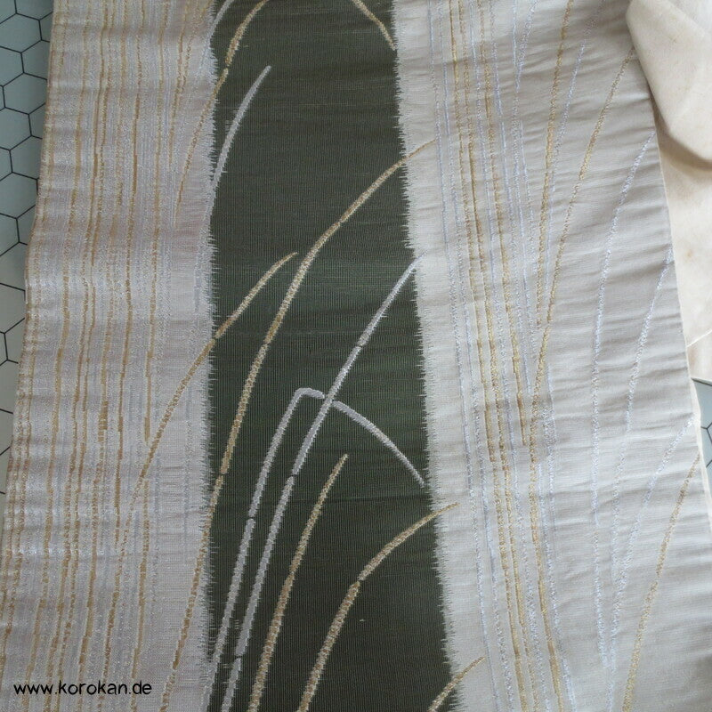 Japan Gräser gold, silber vor grün Nagoya Obi Seidenbrokat Kimonogürtel