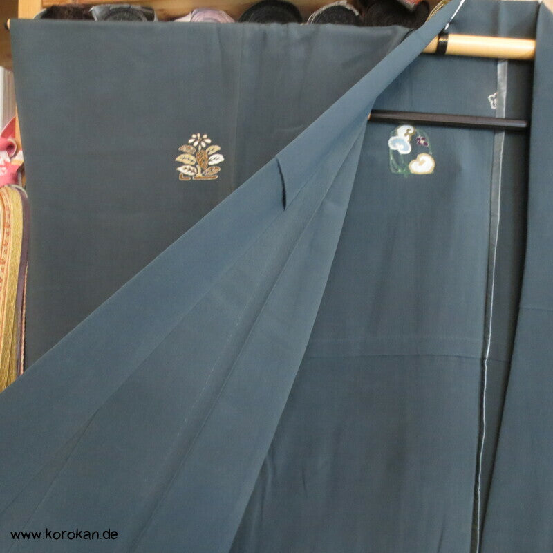 Hitoe ungefütterter Kimono, Blumen auf grauem Seiden Crepe