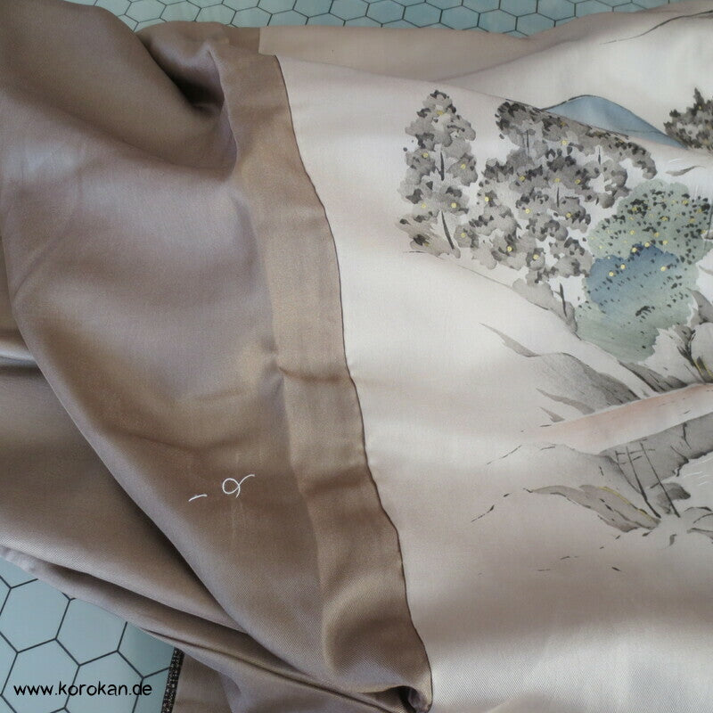 Kimono und Haori Set in dunkelbrauner Kasuri Tsumugi Seide, Tokkaido