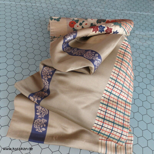 Japan Koi, Karo und Blüten Nagoya Obi Seidenbrokat Kimonogürtel