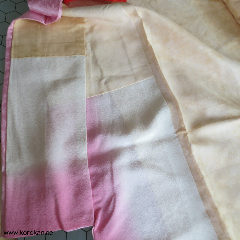 rosa mit Golddruck/ -stickerei Furisode Kimono