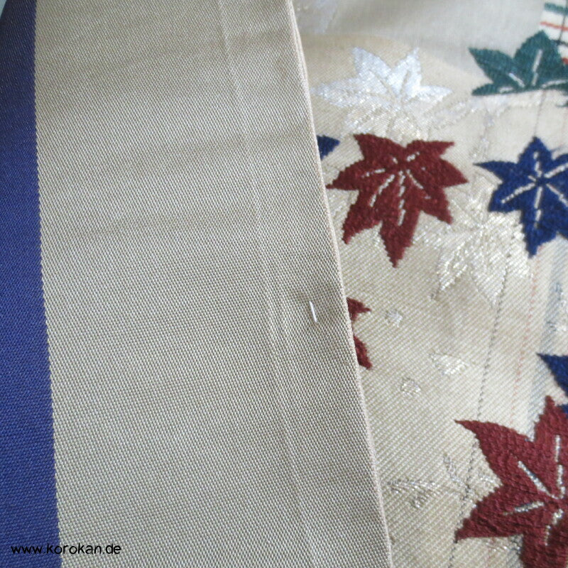 Japan Koi, Karo und Blüten Nagoya Obi Seidenbrokat Kimonogürtel