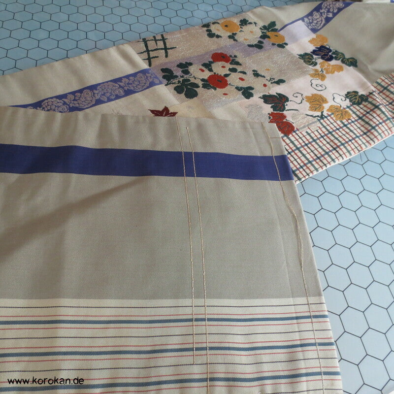 Japan Koi, Karo und Blüten Nagoya Obi Seidenbrokat Kimonogürtel