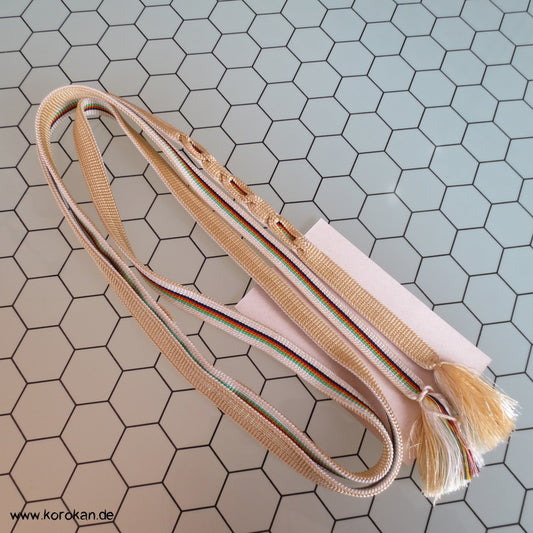 regenbogen auf beige Obijime, geflochten