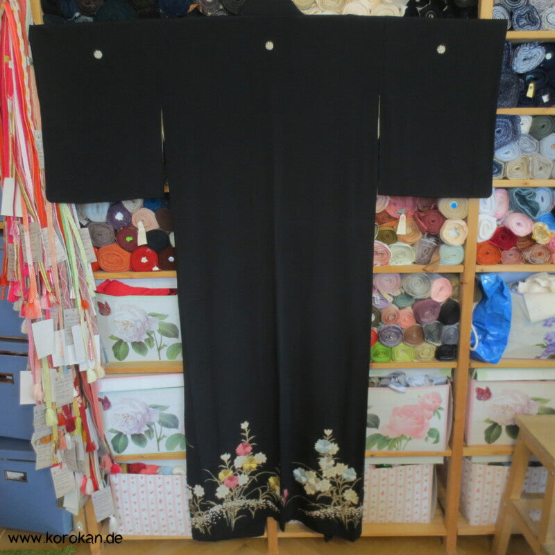 Nadeshiko Grasnelken Stickereien Tomesode Kimono