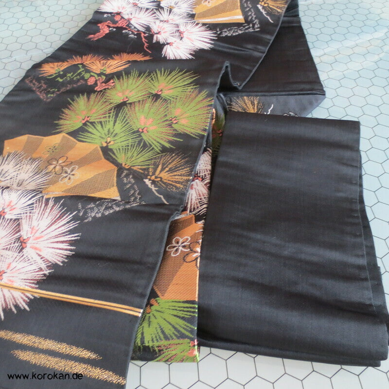 junge Kiefer und Fächer Nagoya Obi Seidenbrokat Kimonogürtel