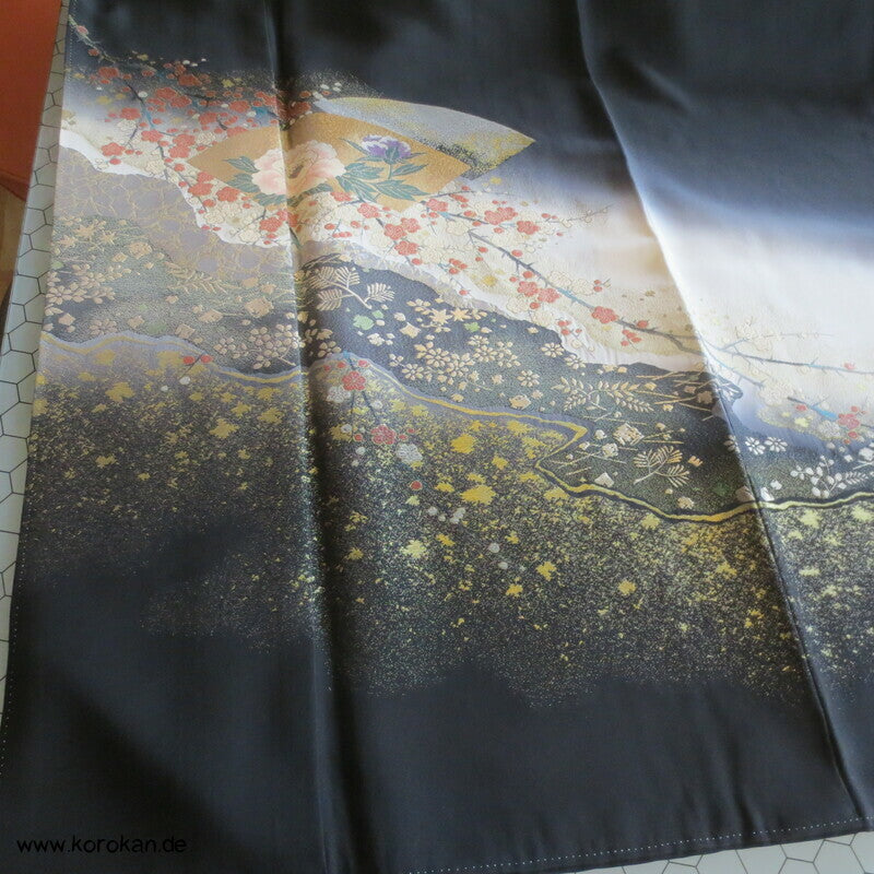 gewebte 4 Jahreszeiten Seidenbrokat Tomesode Kimono