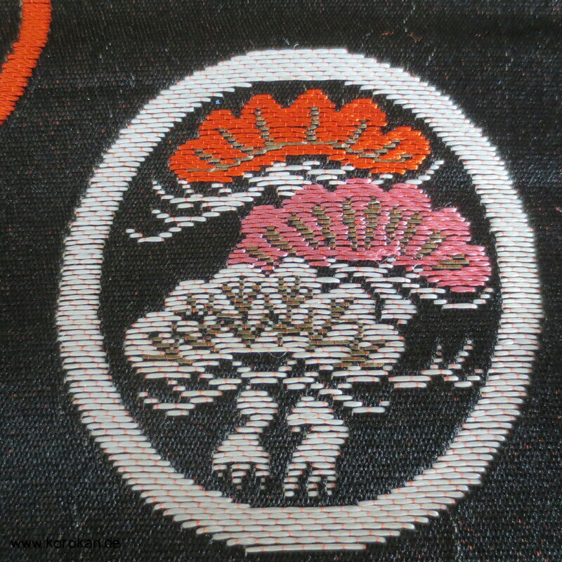 bunte Blüten Mon auf schwarzem Grund Fukuro Obi